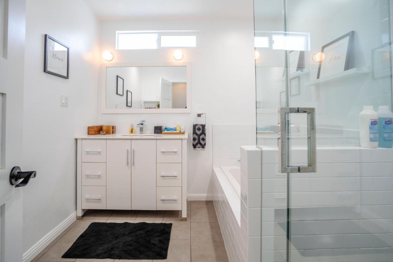 Enchanting Sherman Oaks Home With Pool Permit #Hsr Two One Zero Zero 2605 Los Ángeles Exterior foto